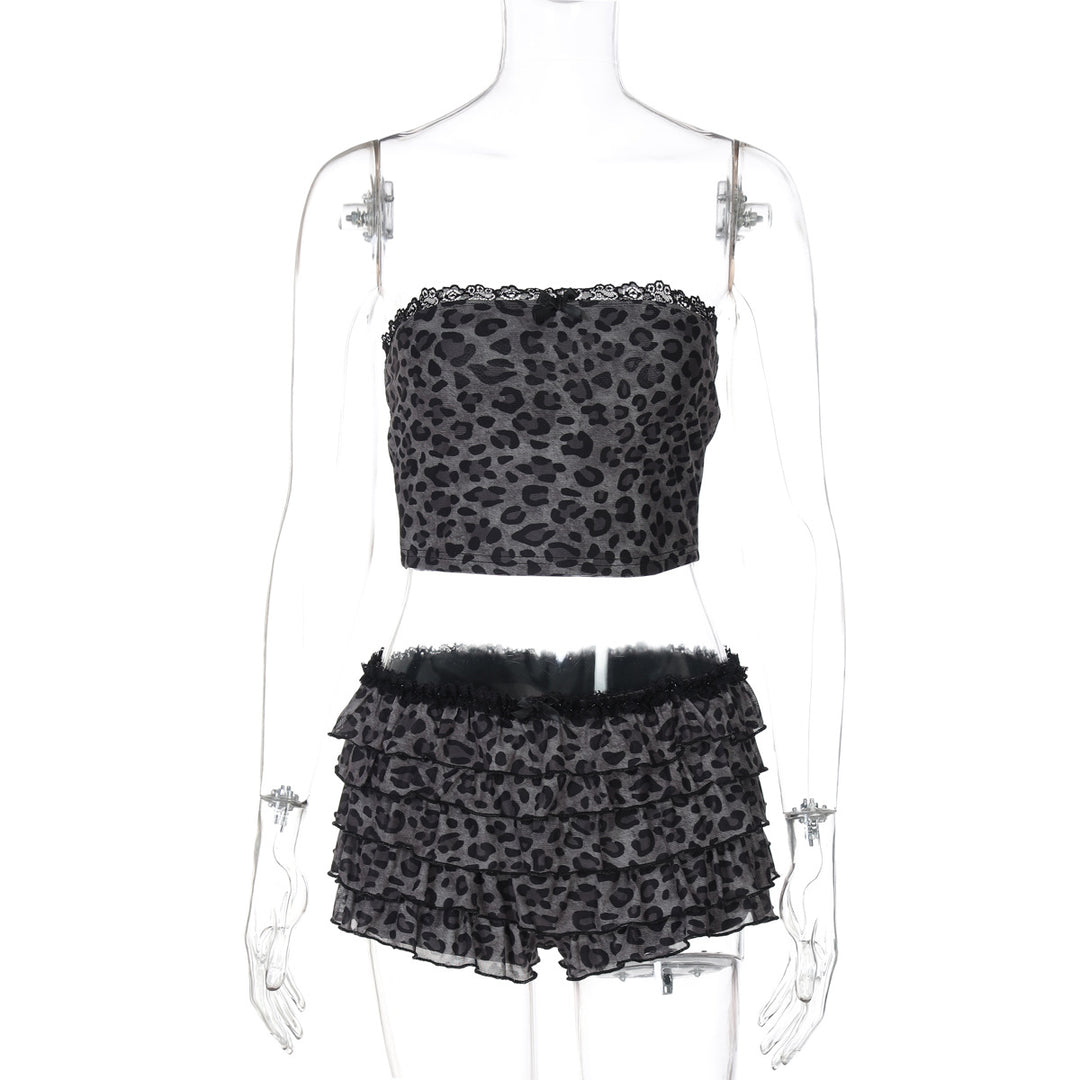 Dams set av luftig crop-top och fransiga shorts Mirla-Eva Jonsson