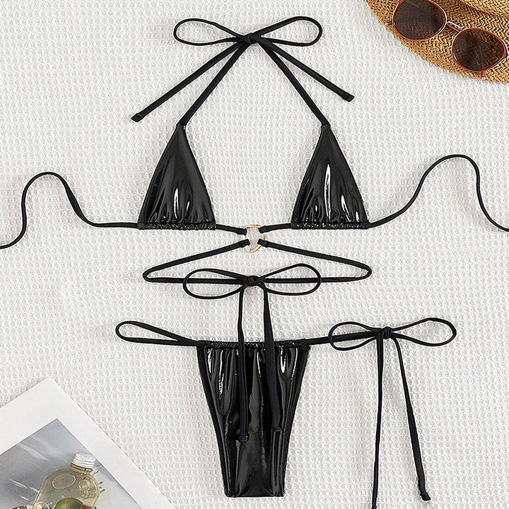 Dams sexy triangel-bikini-set med justerbara axelband och modernt ringdetalj Mirla-Eva Jonsson