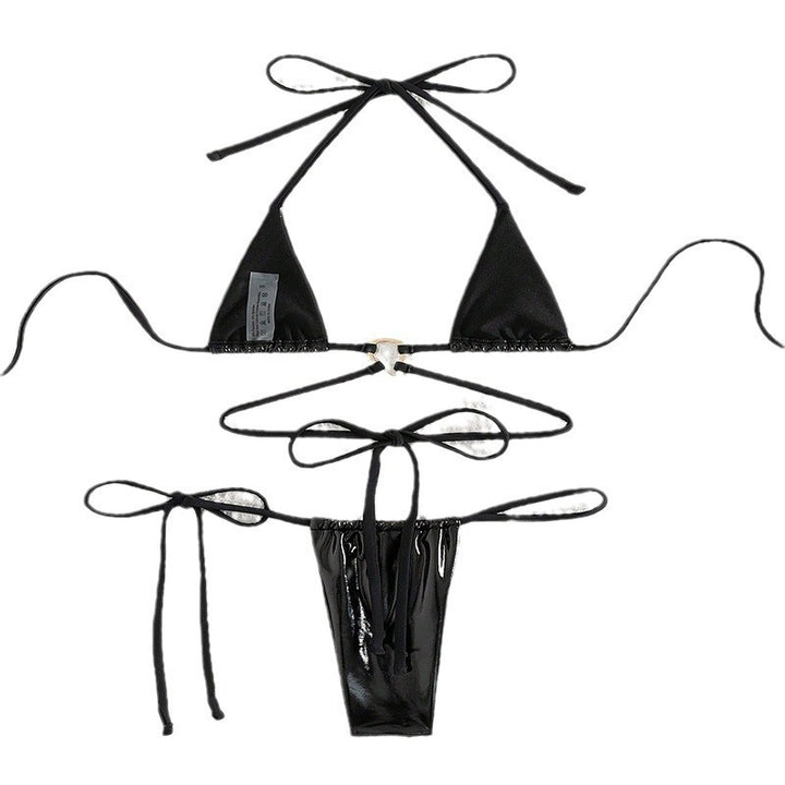 Dams sexy triangel-bikini-set med justerbara axelband och modernt ringdetalj Mirla-Eva Jonsson