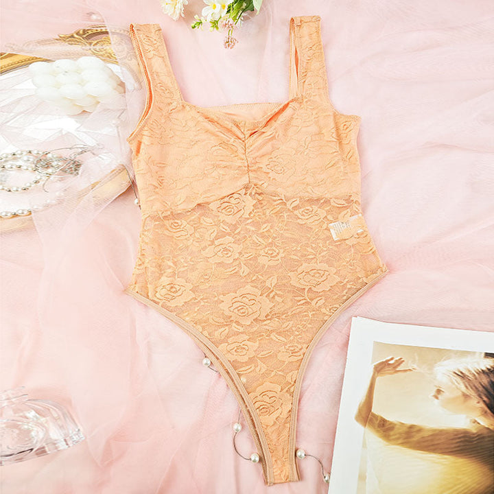 Dams spets bodysuit med blommönster och figursydd design Mirla-Eva Jonsson