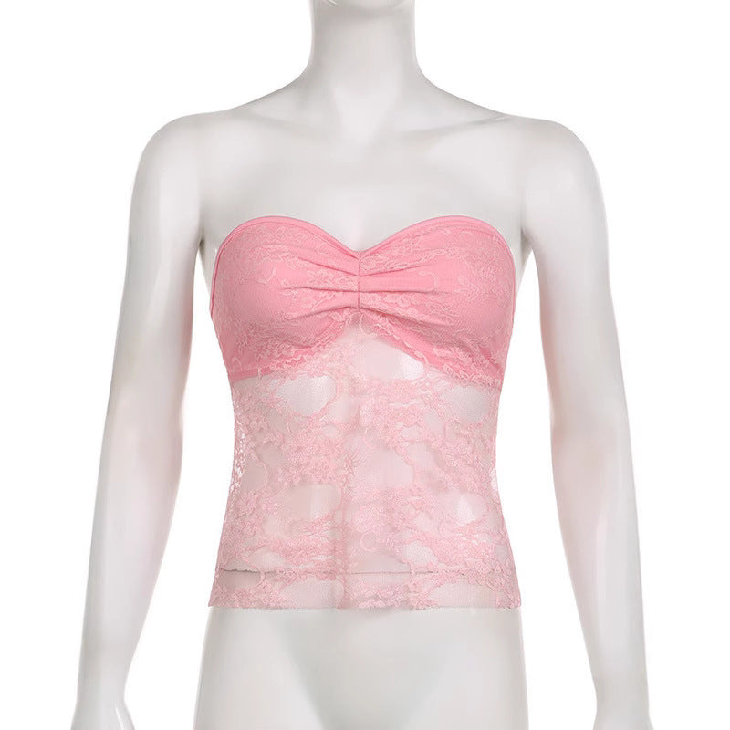 Dams spets-crop-top med elegant rynkning och transparenta detaljer Mirla-Eva Jonsson