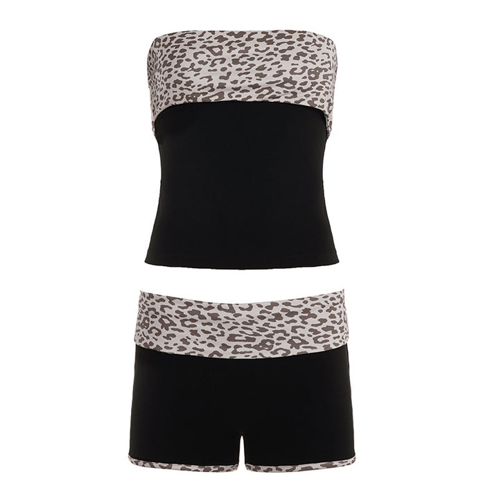 Dams sportigt crop-top och shorts-set i modernt leoprint Mirla-Eva Jonsson