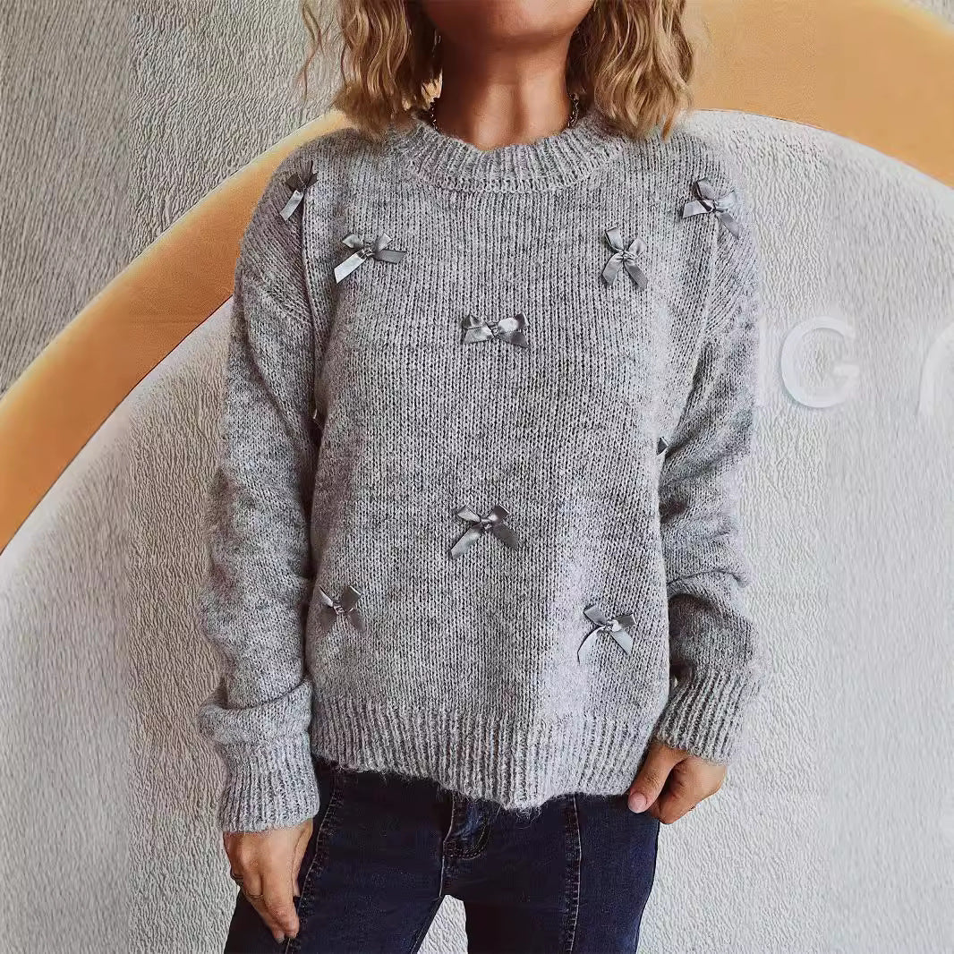 Dams stickade tröja med lekfulla slinga accenter Mirla-Eva Jonsson