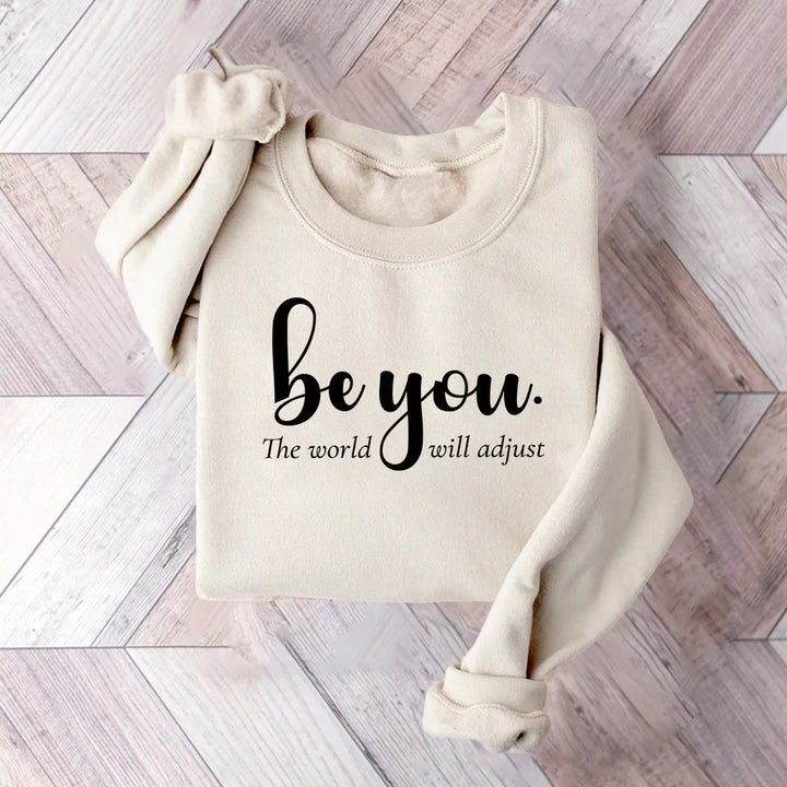 Dams sweatshirt med inspirerande motiv och motiverande budskap Mirla-Eva Jonsson