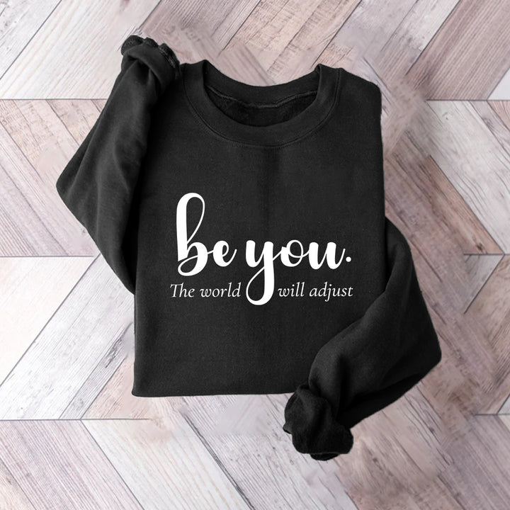 Dams sweatshirt med inspirerande motiv och motiverande budskap Mirla-Eva Jonsson