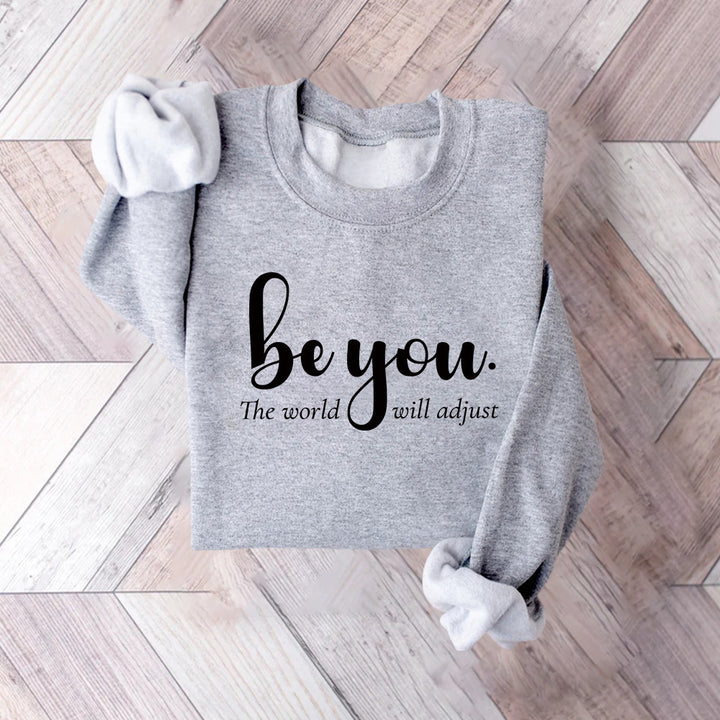 Dams sweatshirt med inspirerande motiv och motiverande budskap Mirla-Eva Jonsson