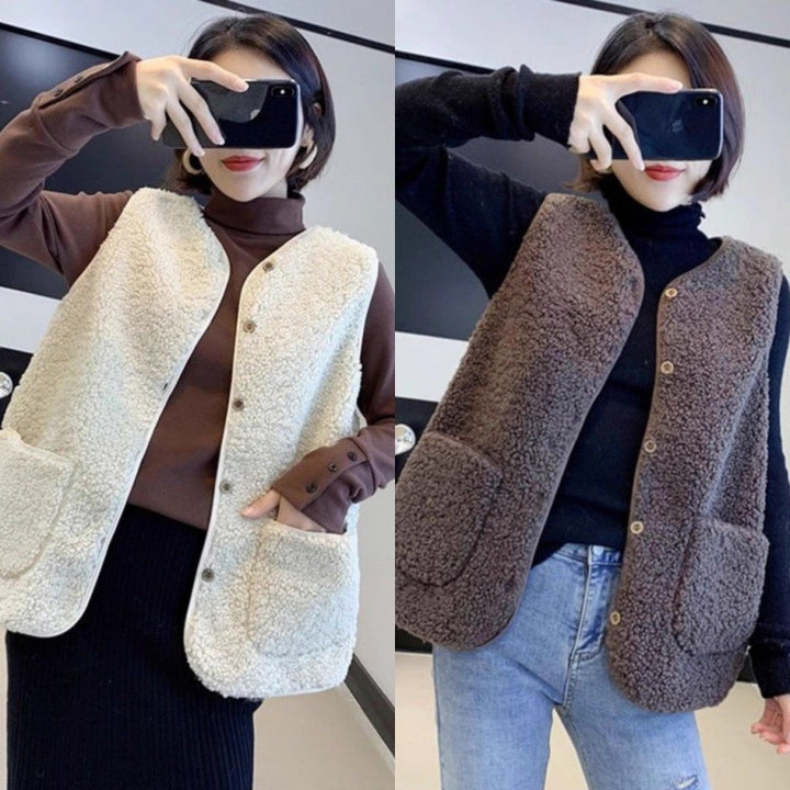 Dams teddy fleece väst med praktiska fickor och knäppning Mirla-Eva Jonsson