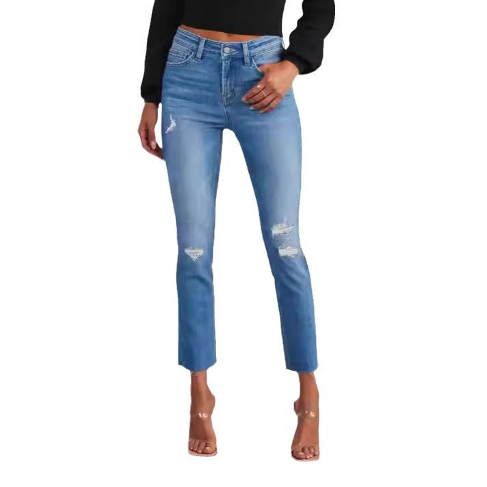 Dams tidlös jeans i modern skärning med cropped ben Mirla-Eva Jonsson