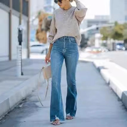 Dams tidlös jeans i modern skärning med cropped ben Mirla-Eva Jonsson