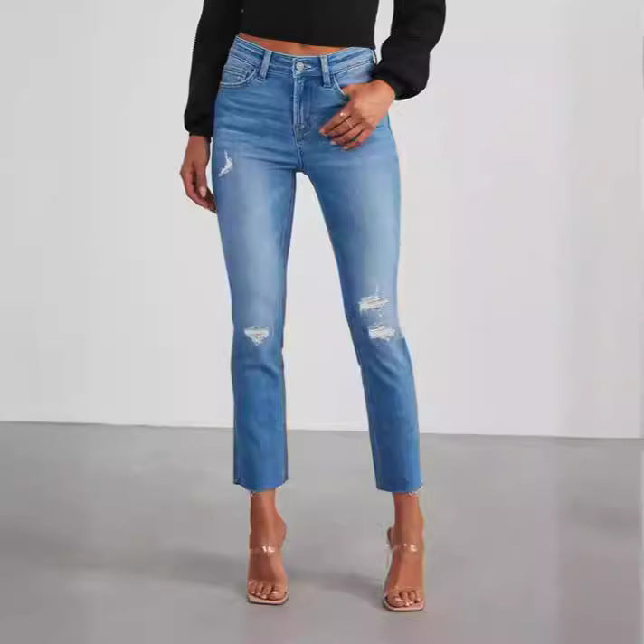 Dams tidlös jeans i modern skärning med cropped ben Mirla-Eva Jonsson