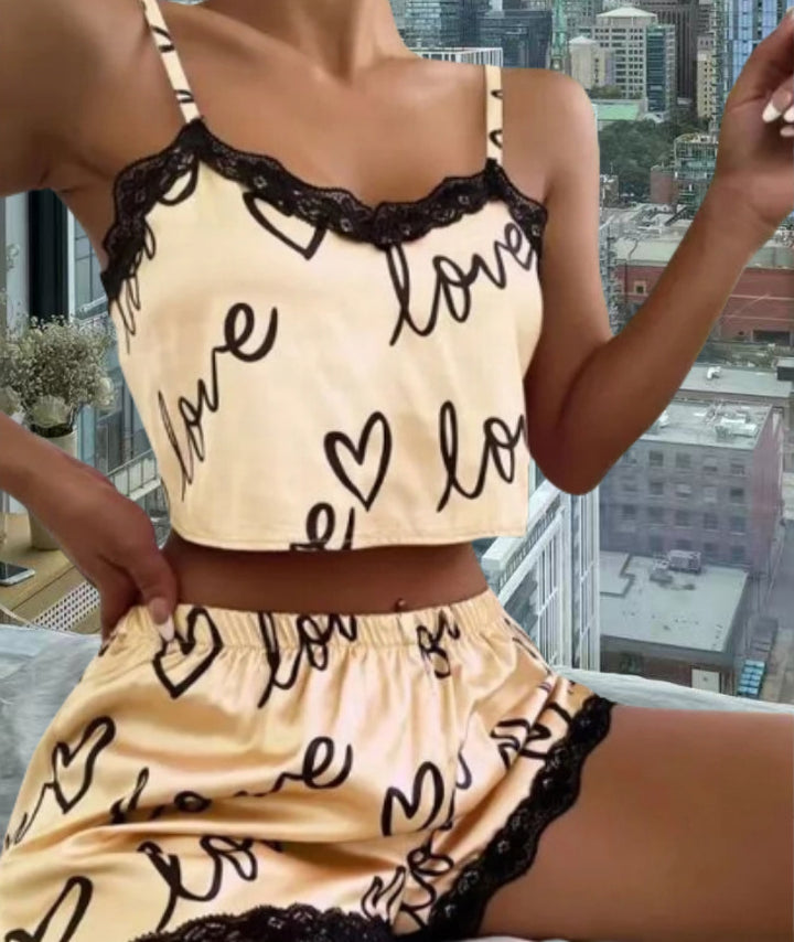 Damsatäng-Crop-Topp och shorts-set med hjärtan och spetsdetaljer Eva Jonsson-Eva Jonsson