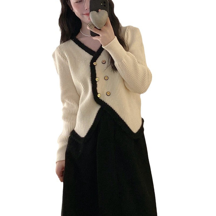 Damsk Cardigan med Asymmetrisk Skärning och Guldknappdesign Mirla-Eva Jonsson