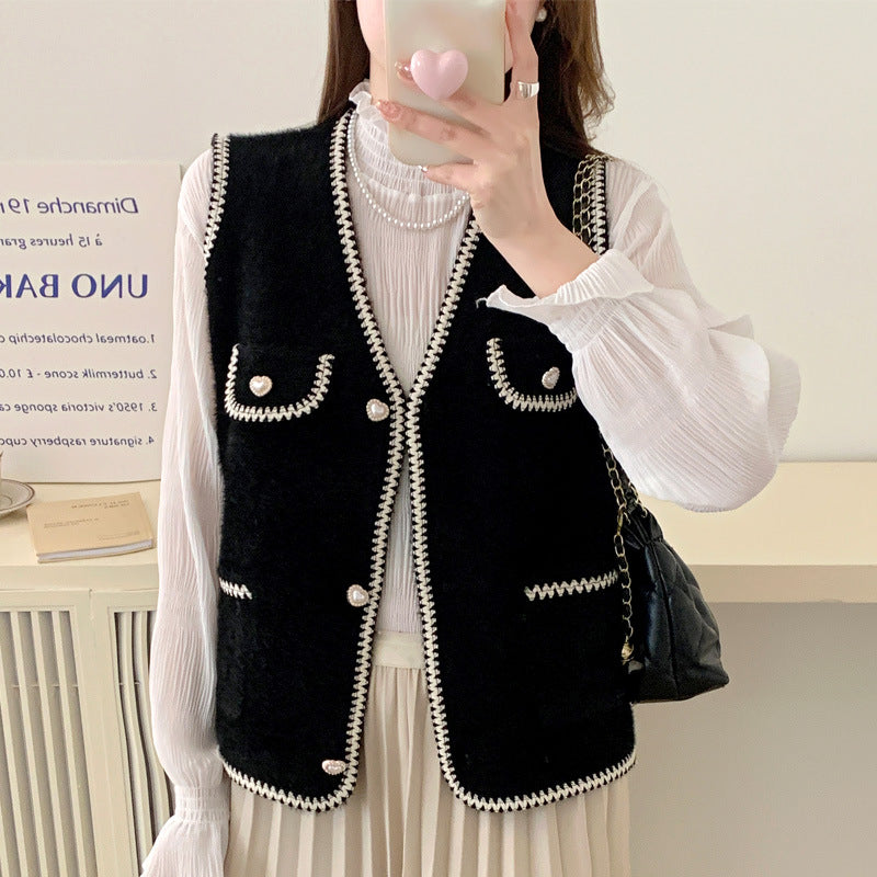 Damsk Cardigan med Hjärtknappar och Kontrasterande Detaljer Mirla-Eva Jonsson