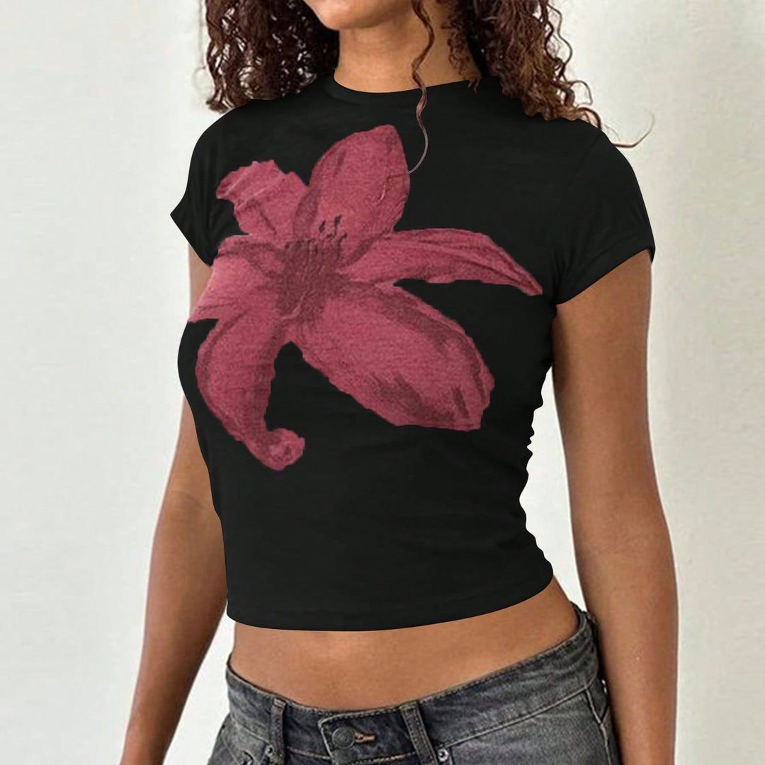 Damsk Crop-T-Shirt med blommönster och kroppsnära passform Mirla-Eva Jonsson