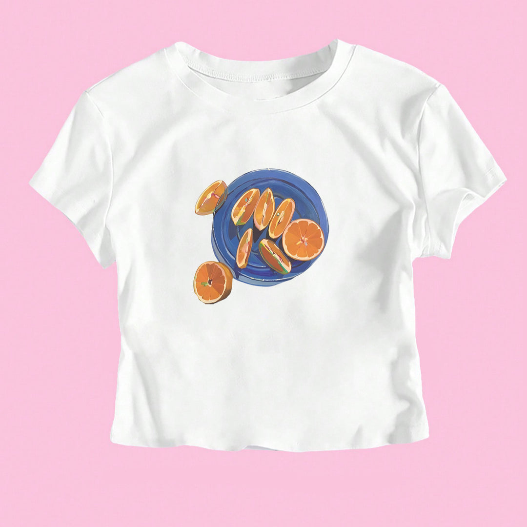 Damsk Crop-T-shirt med fruktigt mönster och avslappnad passform Mirla-Eva Jonsson