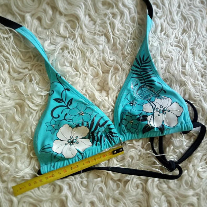 Damsk bikini-set med blommigt mönster och justerbara axelremmar Mirla-Eva Jonsson