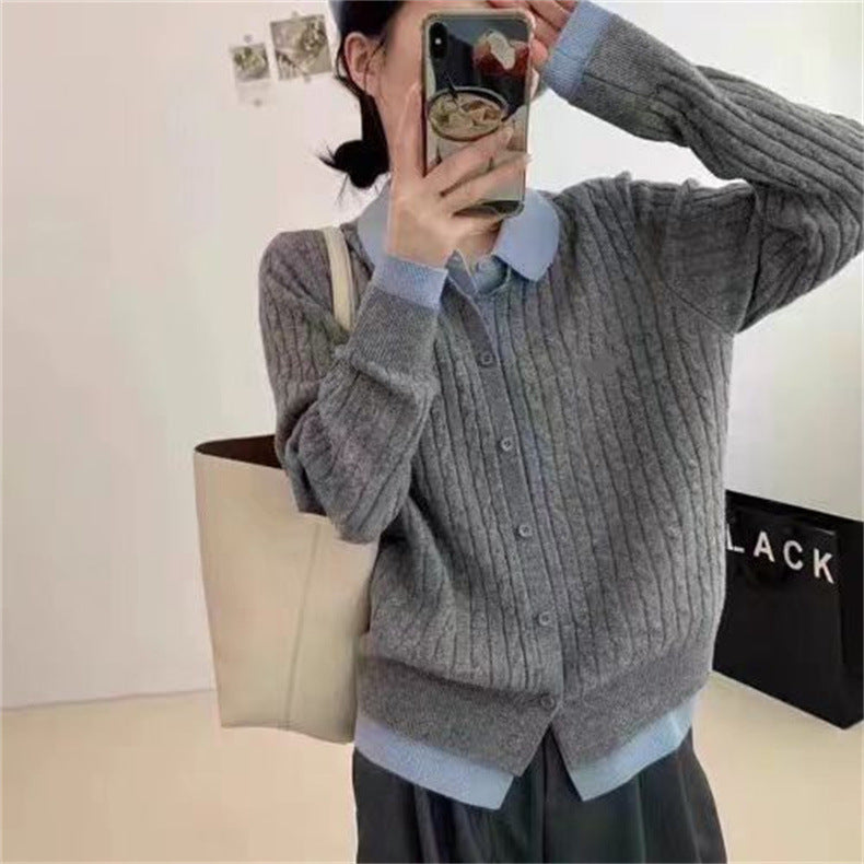 Damsk cardigan med fint flätmönster och eleganta knapprynkor Mirla-Eva Jonsson