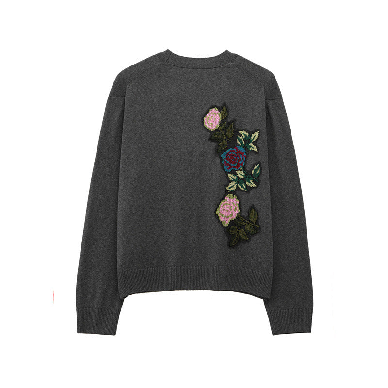 Damsk cardigan med floral broderidesign Mirla-Eva Jonsson