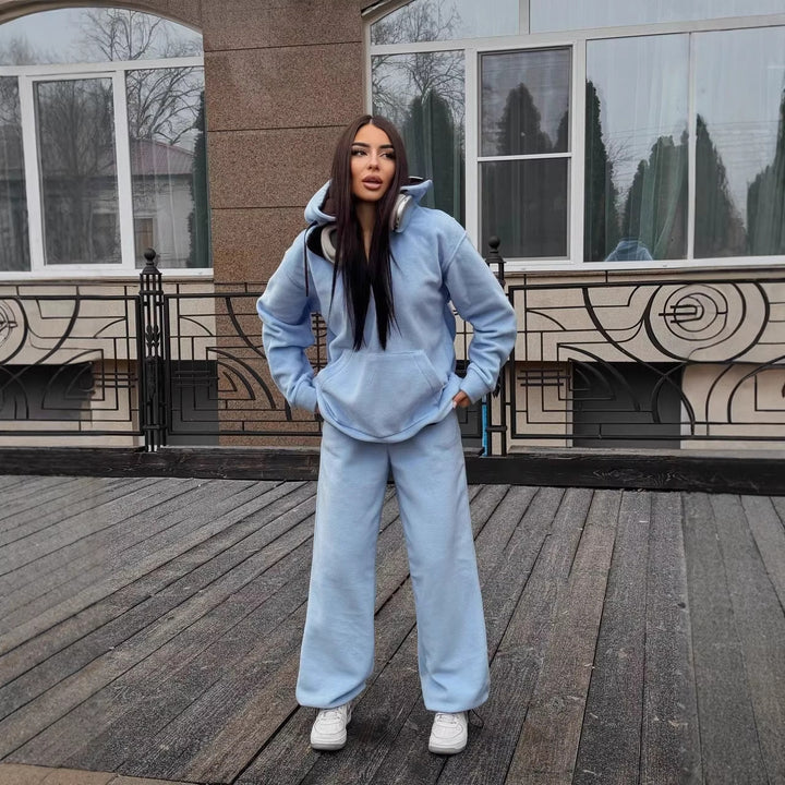 Damsk cozy fleece träningsoverall med hög krage och dragsko Mirla-Eva Jonsson