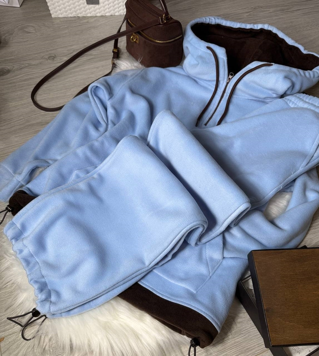 Damsk cozy fleece träningsoverall med hög krage och dragsko Mirla-Eva Jonsson