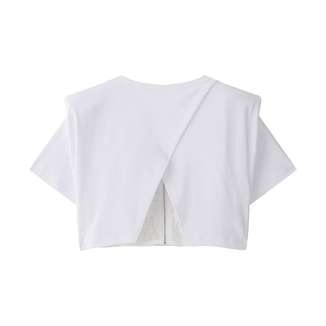 Damsk crop-t-shirt med elegant spetsunderlag Mirla-Eva Jonsson
