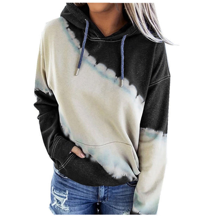 Damsk hoodie med modern färgövergång och bekväm passform Mirla-Eva Jonsson