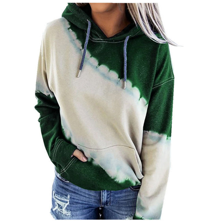 Damsk hoodie med modern färgövergång och bekväm passform Mirla-Eva Jonsson