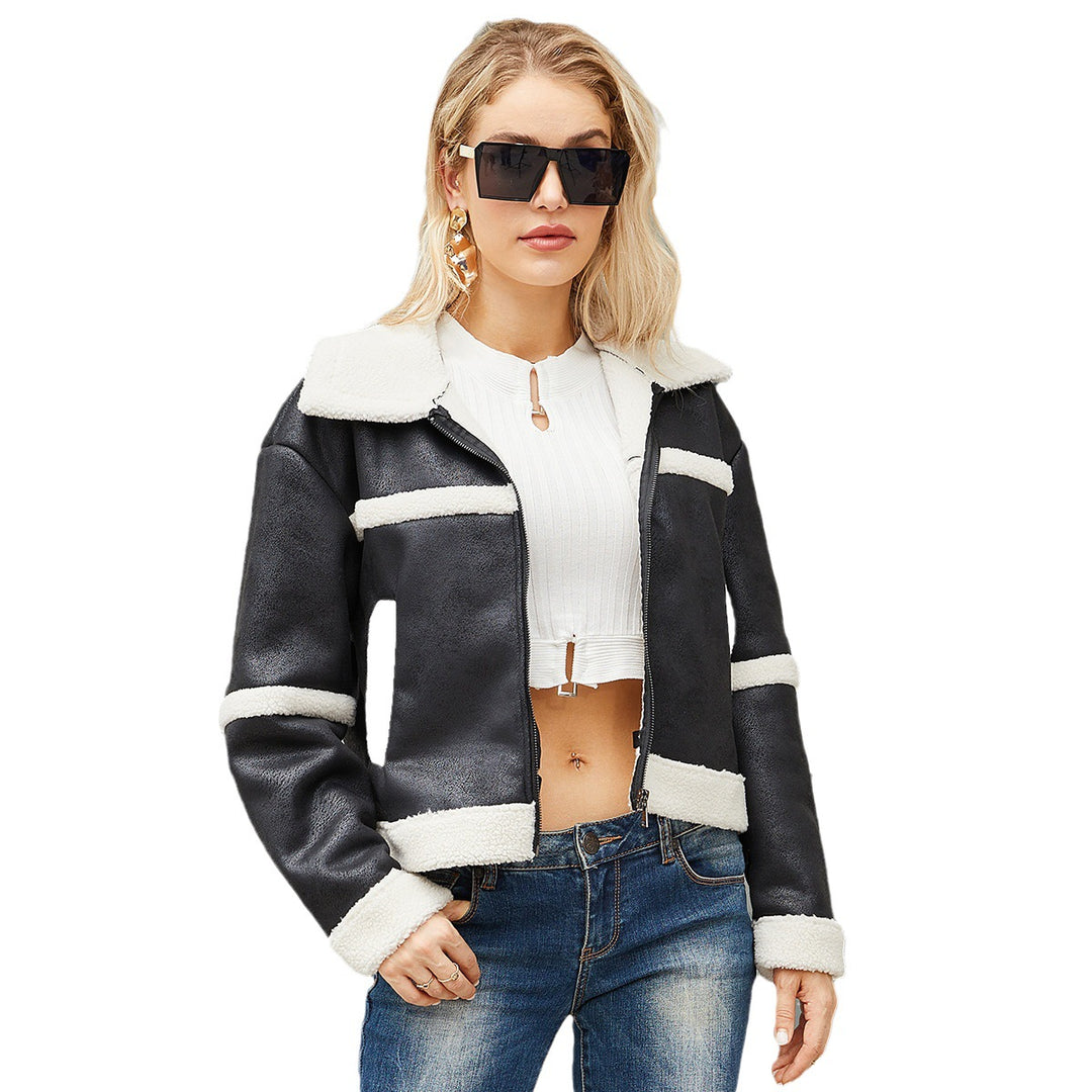 Damsk mode konstläderjacka med teddyfleece-foder och elegant krage Mirla-Eva Jonsson