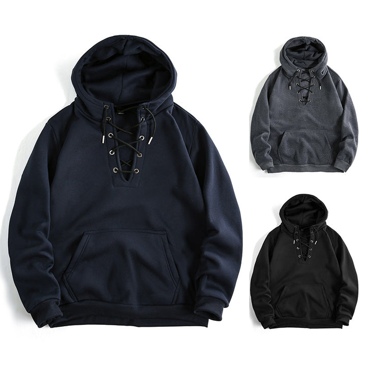 Damsk zip hoodie med raffinerad snördesign och praktisk känguruficka Mirla-Eva Jonsson