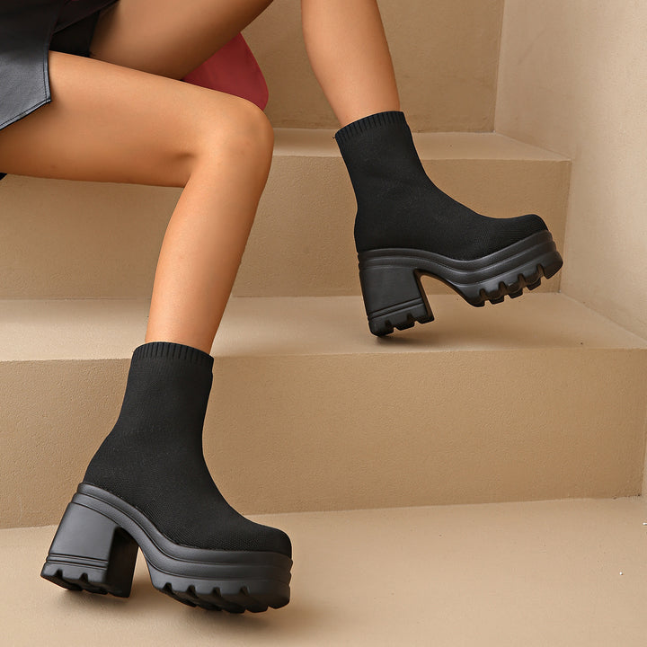 Damska Chunky Stövletter med hög klack och flexibel stickad design Mirla-Eva Jonsson