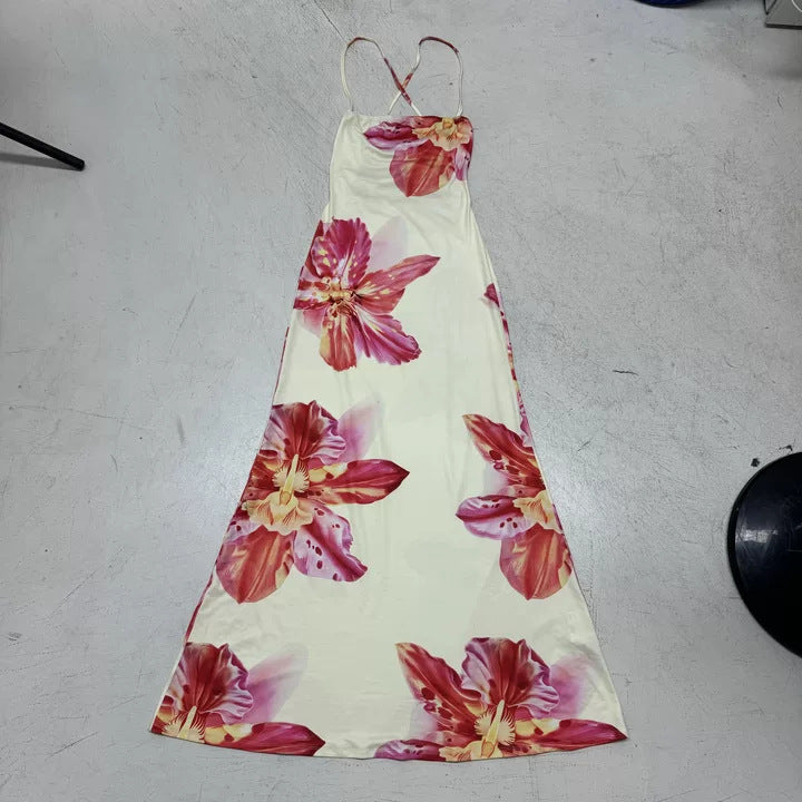 Damska Maxiklänning med blommönster och spaghettiband Mirla-Eva Jonsson