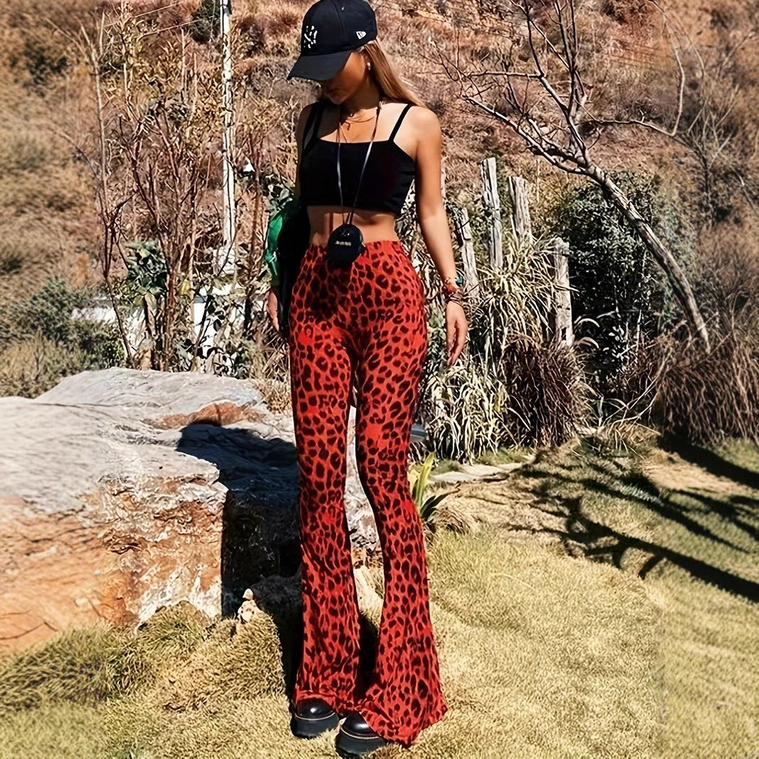 Damska flared leggings med trendigt leopardmönster Eva Jonsson-Eva Jonsson