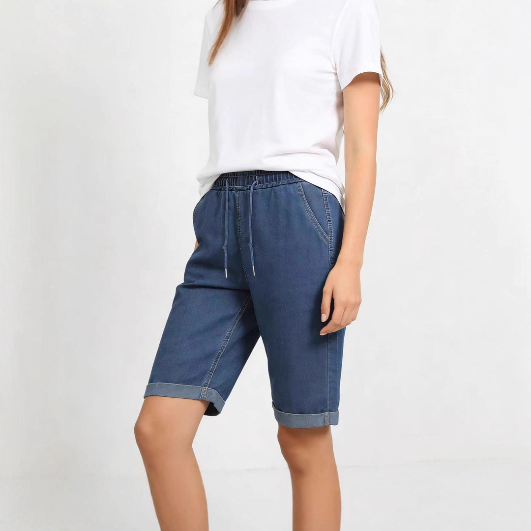 Damska jeansshorts med elastisk midja och praktiska fickor Mirla-Eva Jonsson