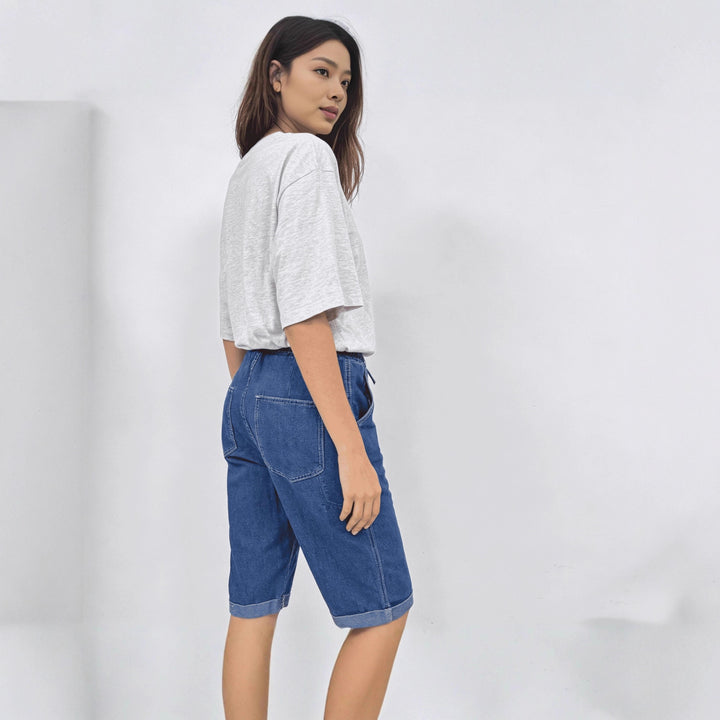 Damska jeansshorts med elastisk midja och praktiska fickor Mirla-Eva Jonsson