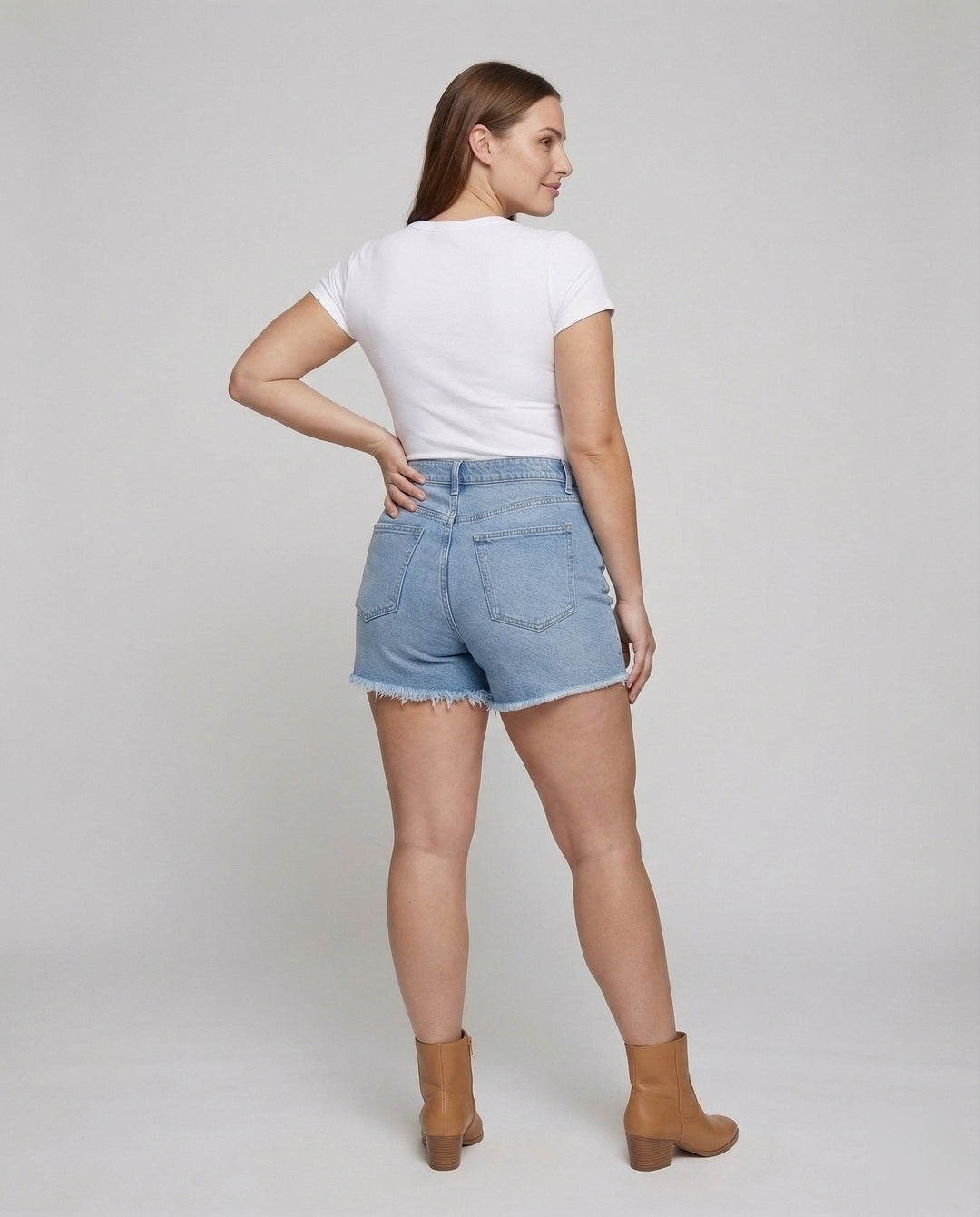 Damska midjeformande jeansshorts fransad nederkant-Eva Jonsson