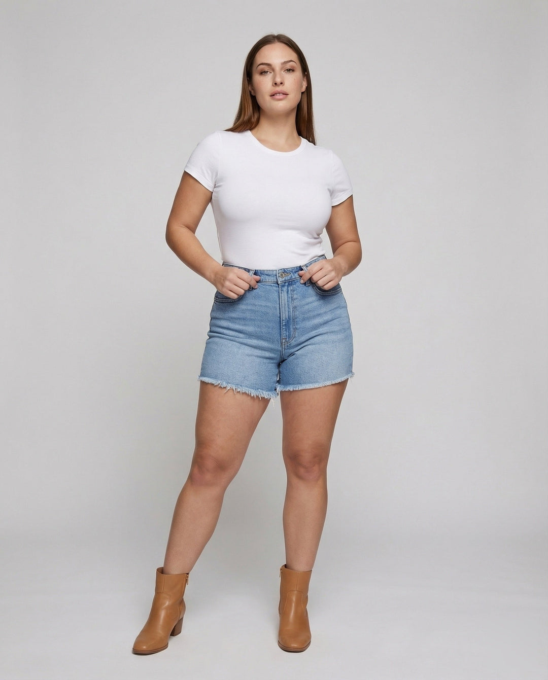 Damska midjeformande jeansshorts fransad nederkant-Eva Jonsson