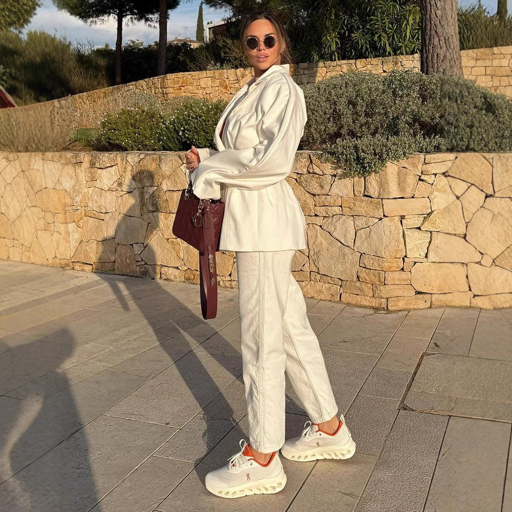 Damska mode oversized blazerjacka med utstickande snitt Mirla-Eva Jonsson