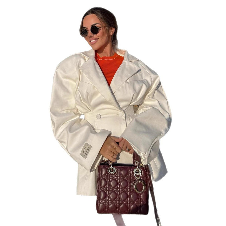 Damska mode oversized blazerjacka med utstickande snitt Mirla-Eva Jonsson
