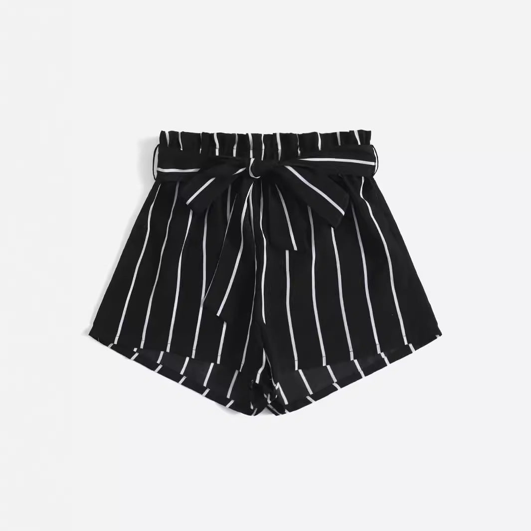 Damska randiga fritids-shorts med elastisk midja och knytbälte Mirla-Eva Jonsson