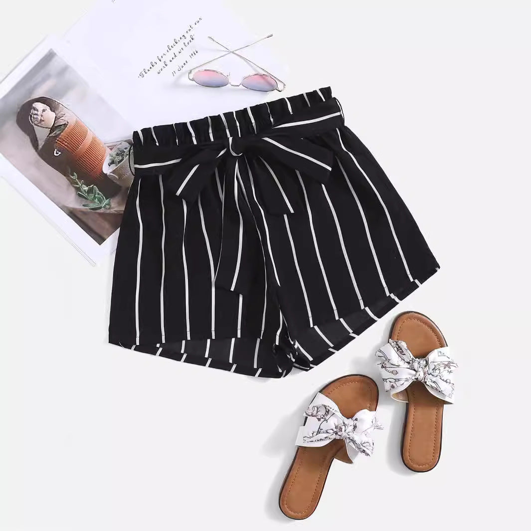 Damska randiga fritids-shorts med elastisk midja och knytbälte Mirla-Eva Jonsson