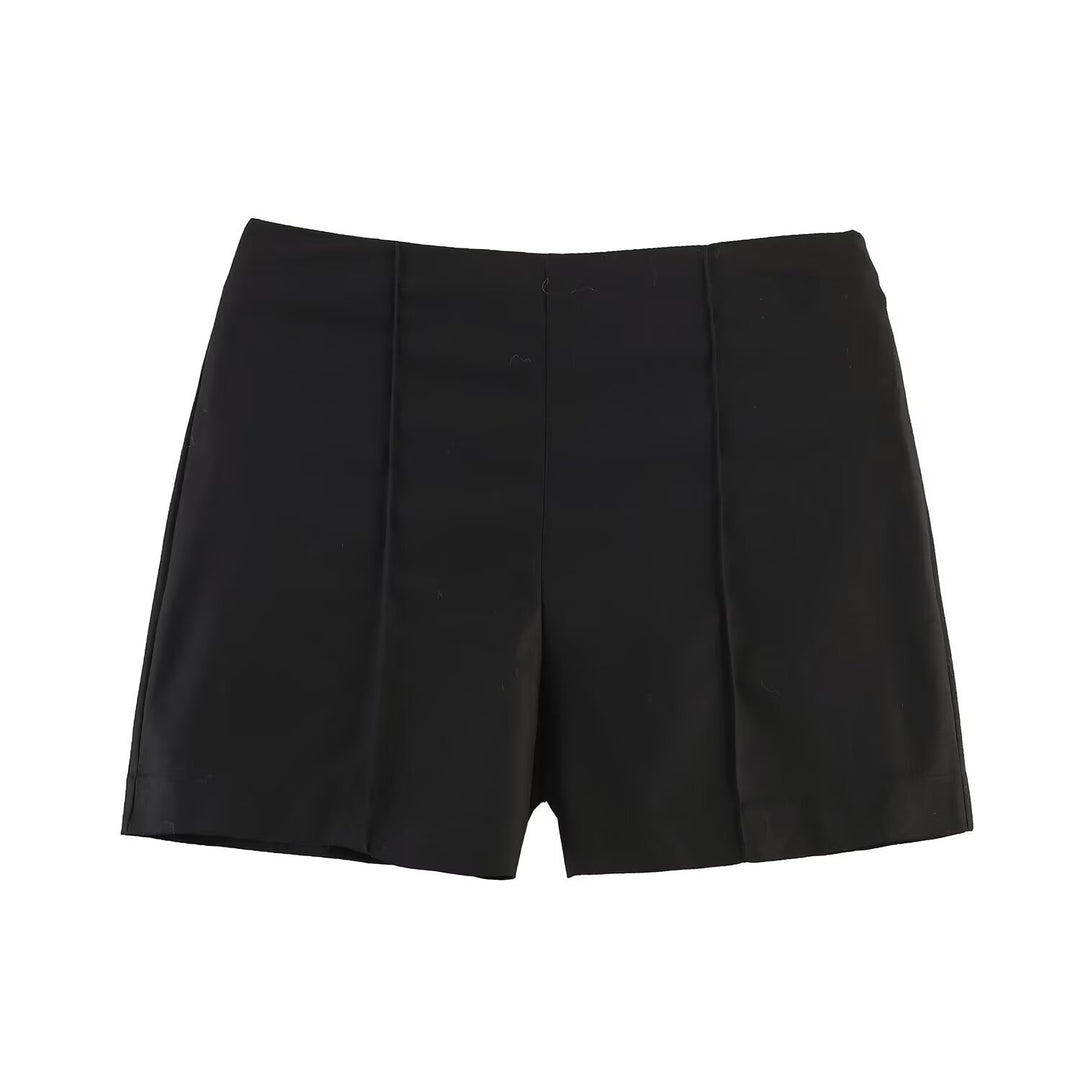 Damska shorts i elegant snitt med hög midja och dekorativa veck Mirla-Eva Jonsson