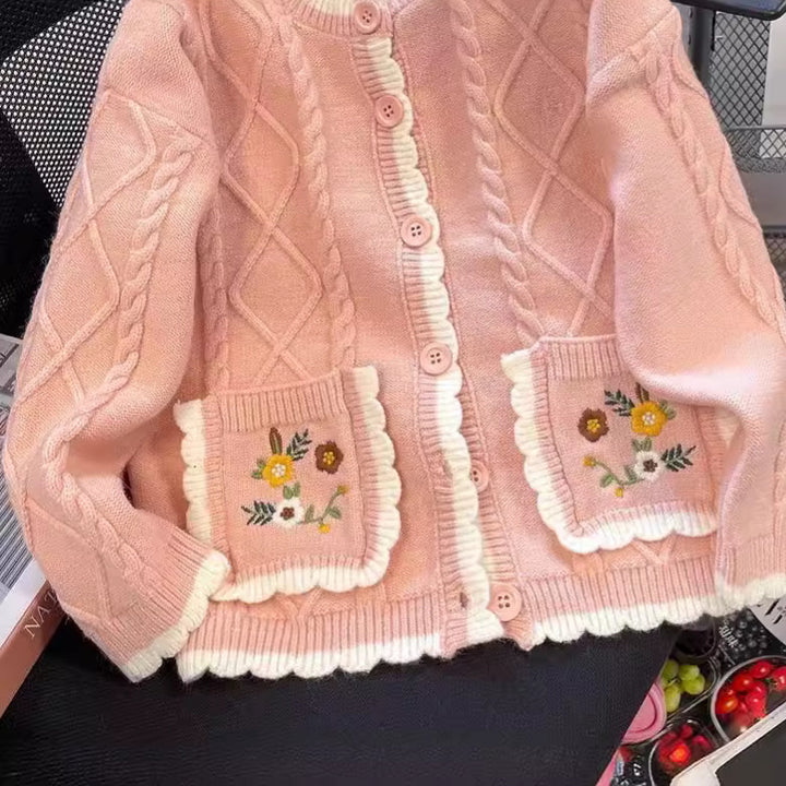 Damskjorta I Stickat med Blommönster Mirla-Eva Jonsson