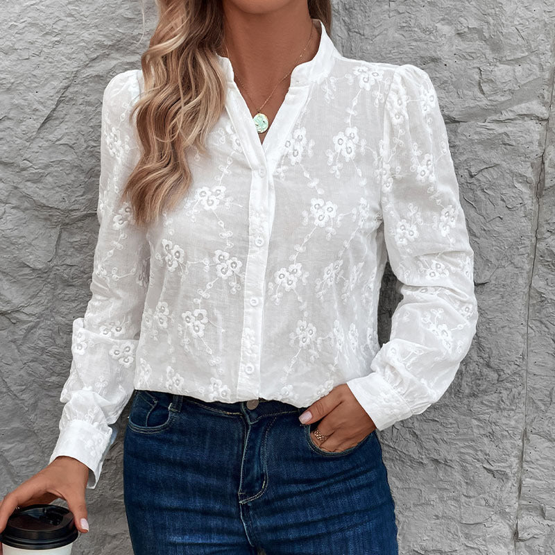 Damskjorta med Elegant Blomster Hål Mönster Mirla-Eva Jonsson
