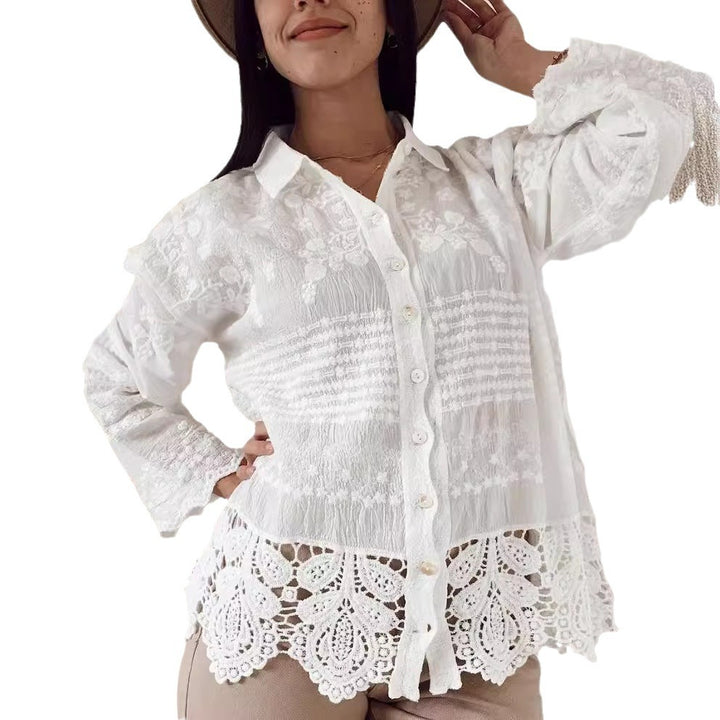 Damskjorta med blommig broderi och dekorativt spets Mirla-Eva Jonsson