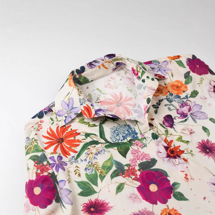 Damskjorta med blommönster och modern passform Mirla-Eva Jonsson
