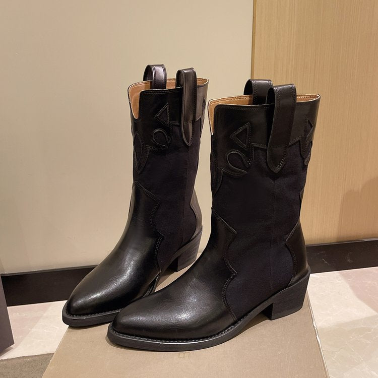 Damskor i cowboystil med unik design och kompakt klack Mirla-Eva Jonsson