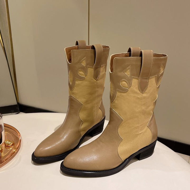 Damskor i cowboystil med unik design och kompakt klack Mirla-Eva Jonsson