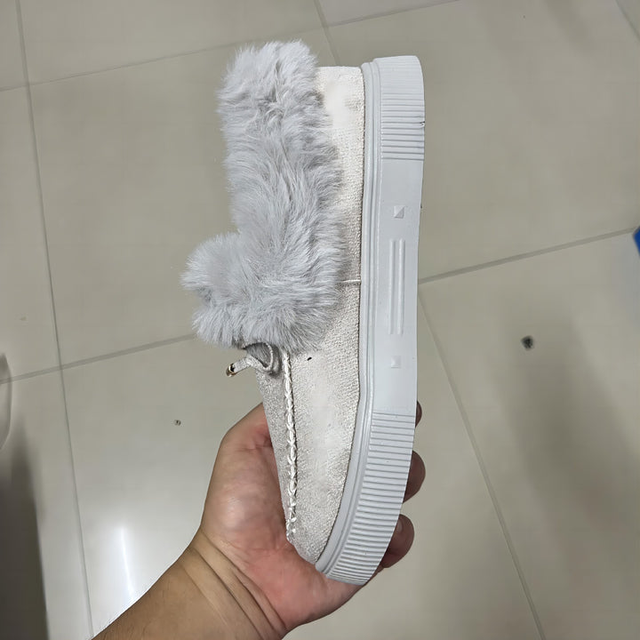Damsneakers med mysig pä krage Mirla-Eva Jonsson