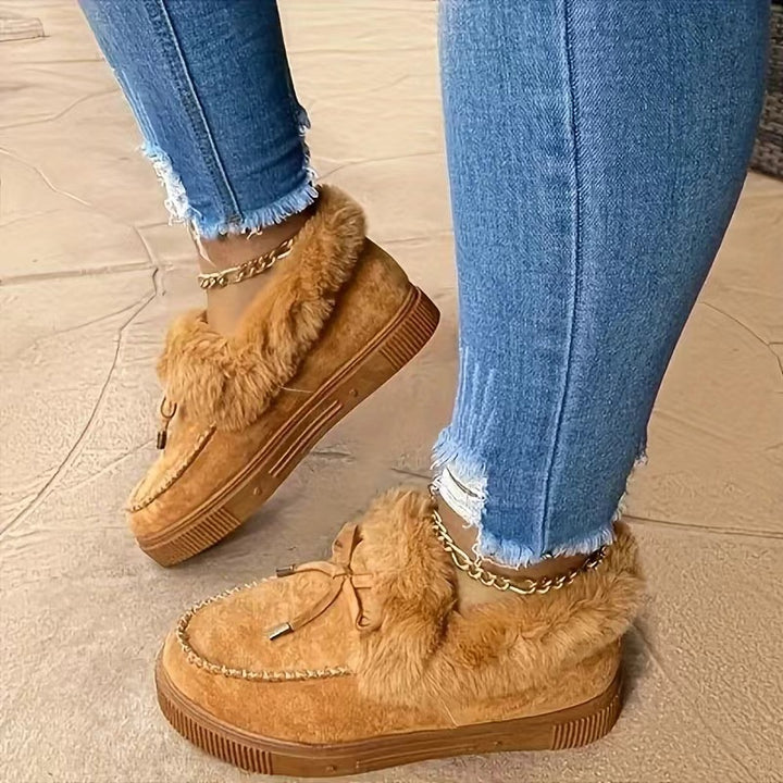 Damsneakers med mysig pä krage Mirla-Eva Jonsson
