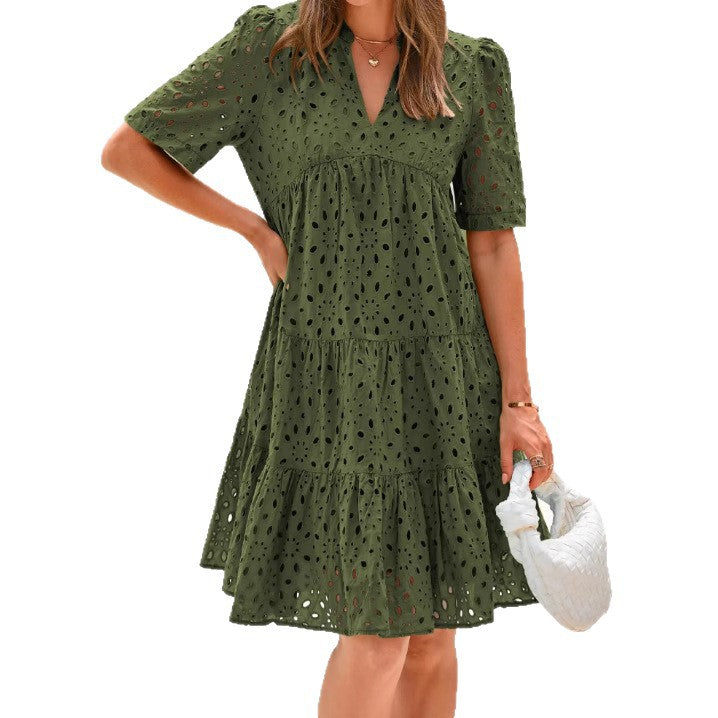 Damsommarklänning med luftigt hålmönster från Mirla-Eva Jonsson